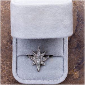 Shining star ring.